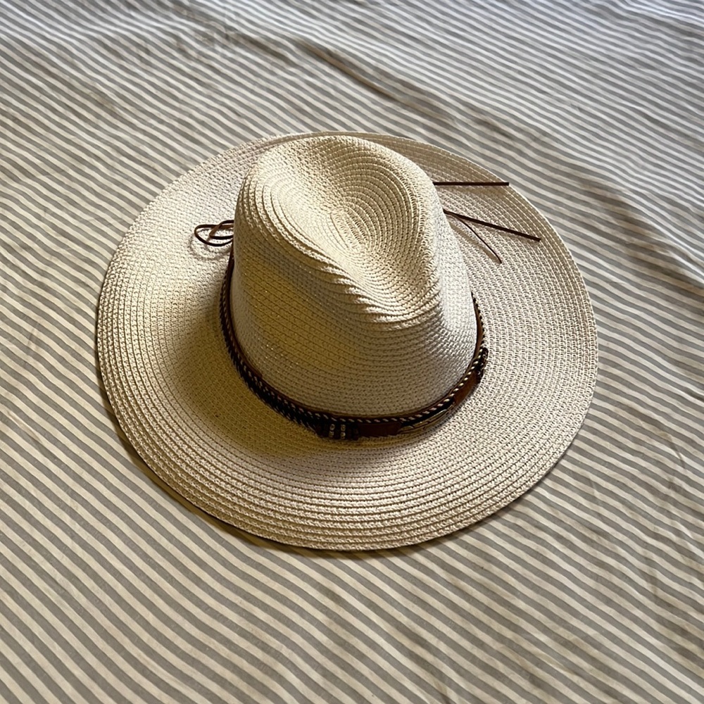 Beach hat 👒